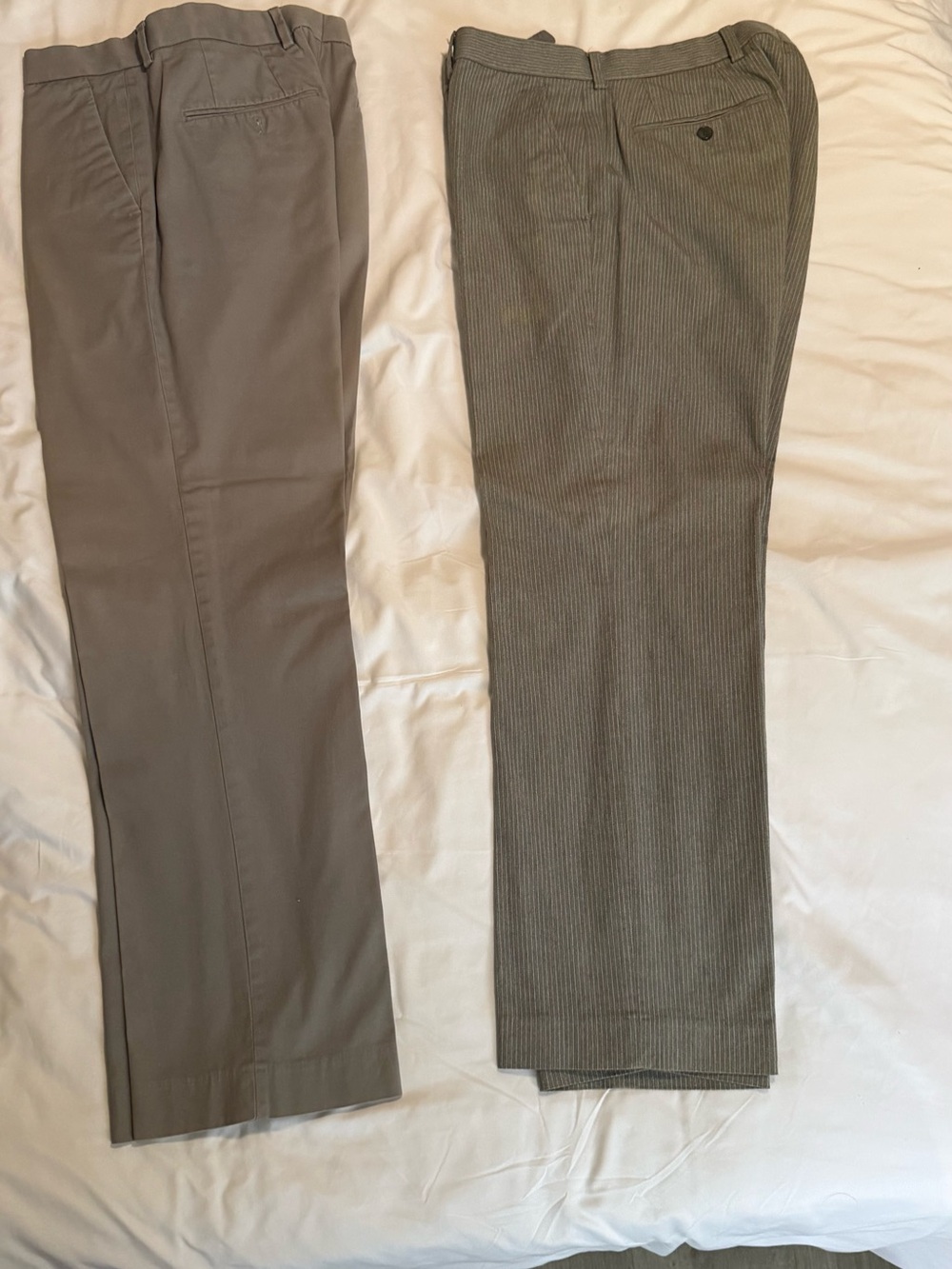 Express Men's dress pants in Gray and gray with lines